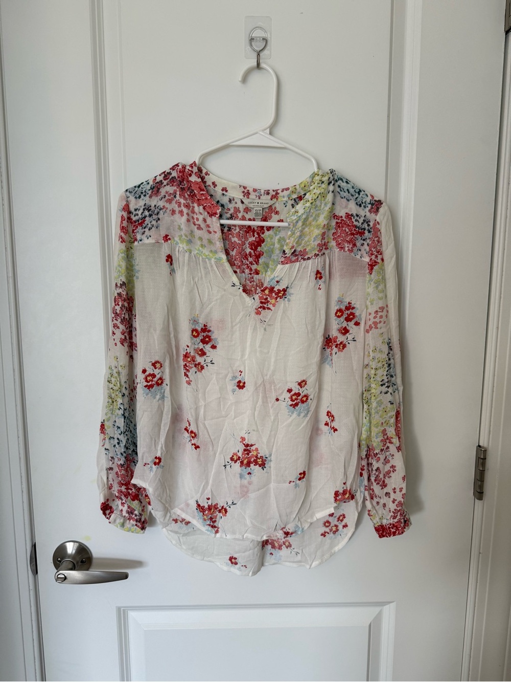 Lucky Brand White Floral V-Neck Blouse